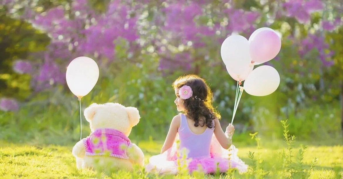 There are things you stop seeing when you grow up｜Sara