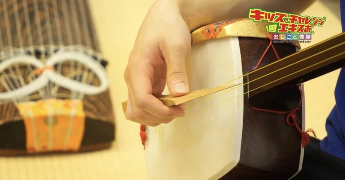 [KAD2026] Try the Japanese traditional instrument 'Koto'! Enjoy the ...