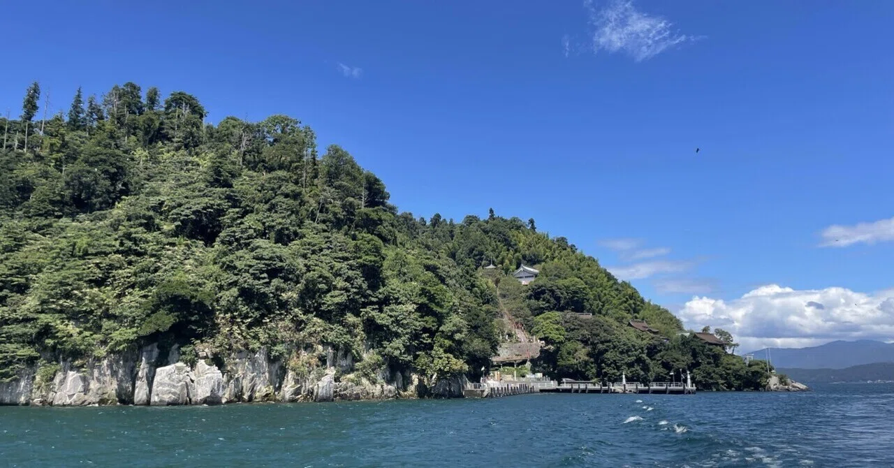 Chikubushima and Shirahige Shrine: Where Gods Reside 2023｜魂の水先案内人ひめか