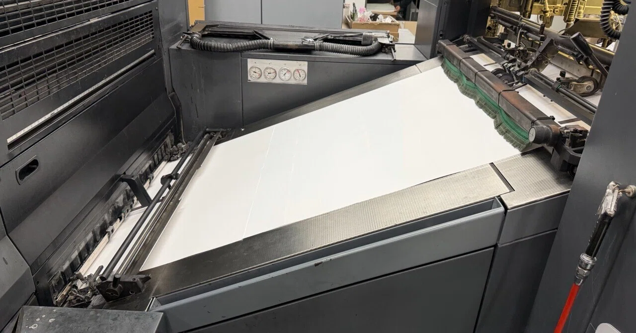 Installation of MIS Touch Panel on Cutting Machine at Funado Factory ...