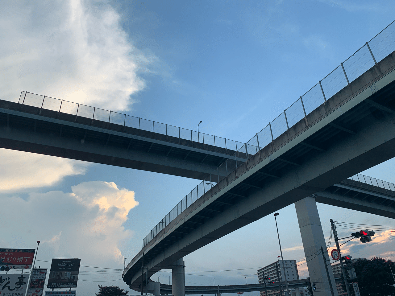 高速道路の曲線美 Mickit Note