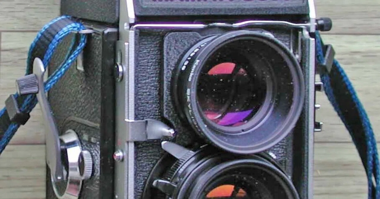 Memories of Film Cameras 11: Mamiya C330f｜shinmatsu