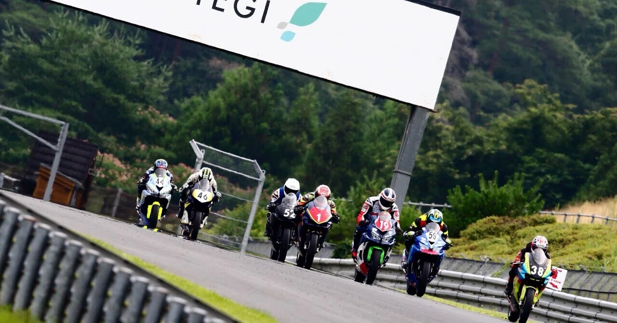 Fast Accelerating The Difference Between Acceleration and Rate of Acceleration: What ...