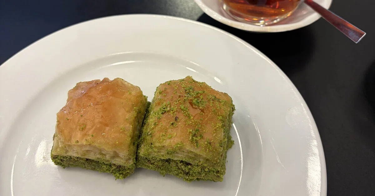 Around the World Day 39 [Last Day in Turkey] Istanbul | Turkish Pastry ...