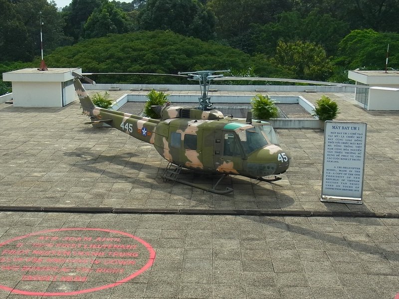 ベトナム戦争が終わった場所 統一会堂 在住歴年が話したい本当のタイと見てきたこととうまい話と Note