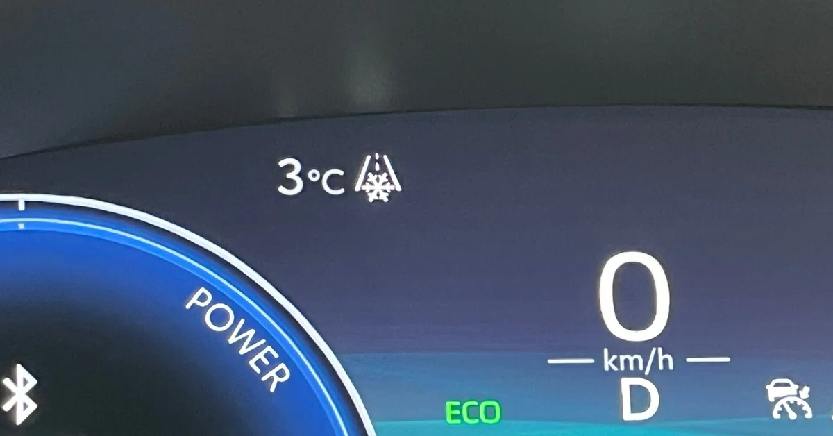 [Aizu New Custom Home] Outside temperature 3°C. Indoor temperature 21.8 ...