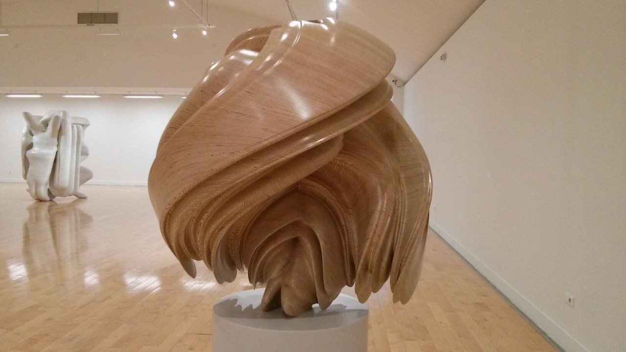 2）トニー・クラッグの視点-凍った動きの瞬間を体現｜artoday - chiaki