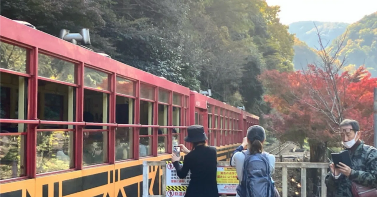 [Kyoto/Takao] Kiyotaki River Hiking | Enjoying Autumn Valley Beauty and ...