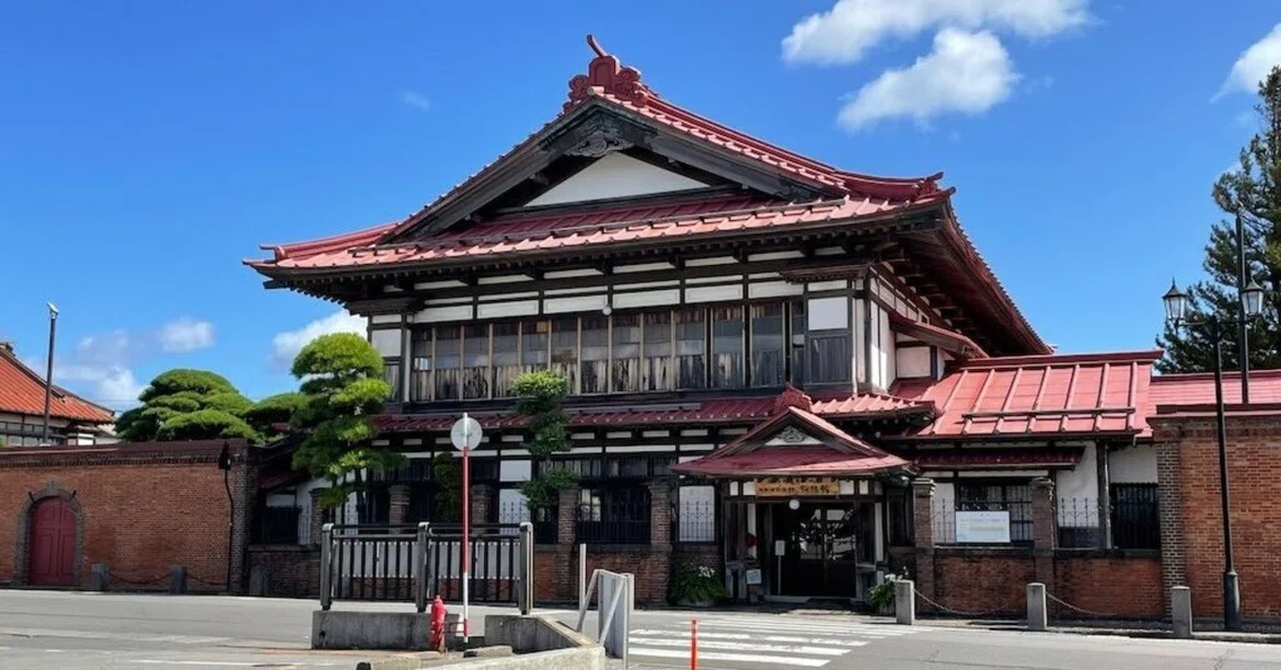 Why Did the Great Writers Head to Hot Springs?｜Hotspringer（湯を巡る人）