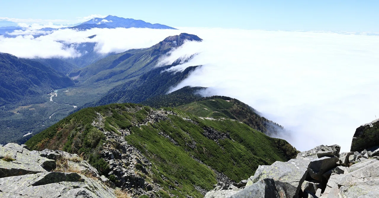 Mount Nishi-Hotakadake (Dokuhyo) via Shinhotaka Ropeway! Moved by the ...