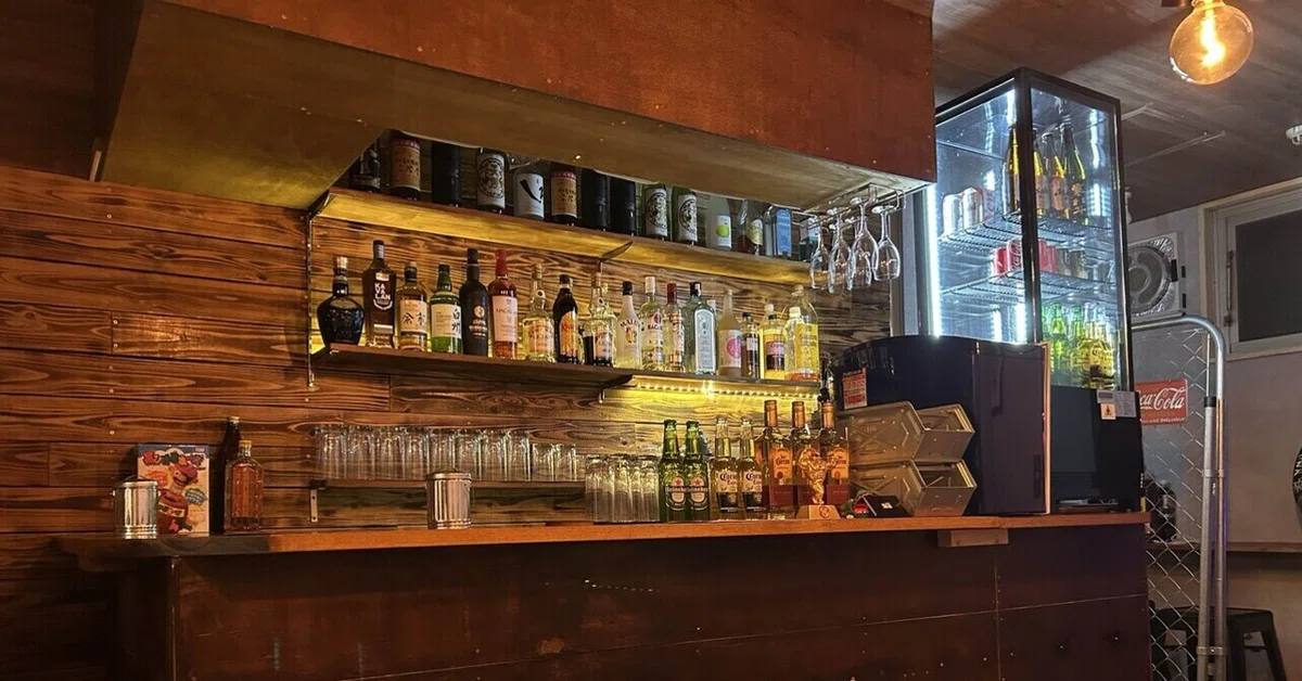 [The Daily Life of a Former Salaryman] One month since opening a bar ...