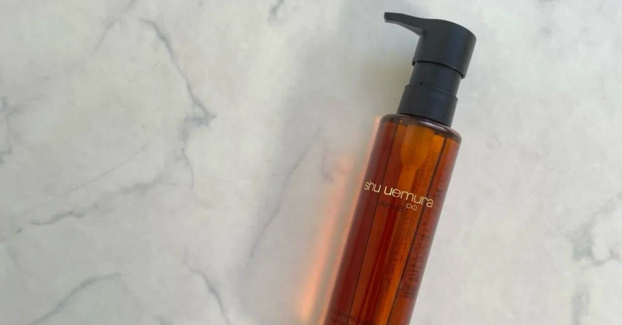 For combination skin concerned about pore roughness. I tried Shu Uemura ...