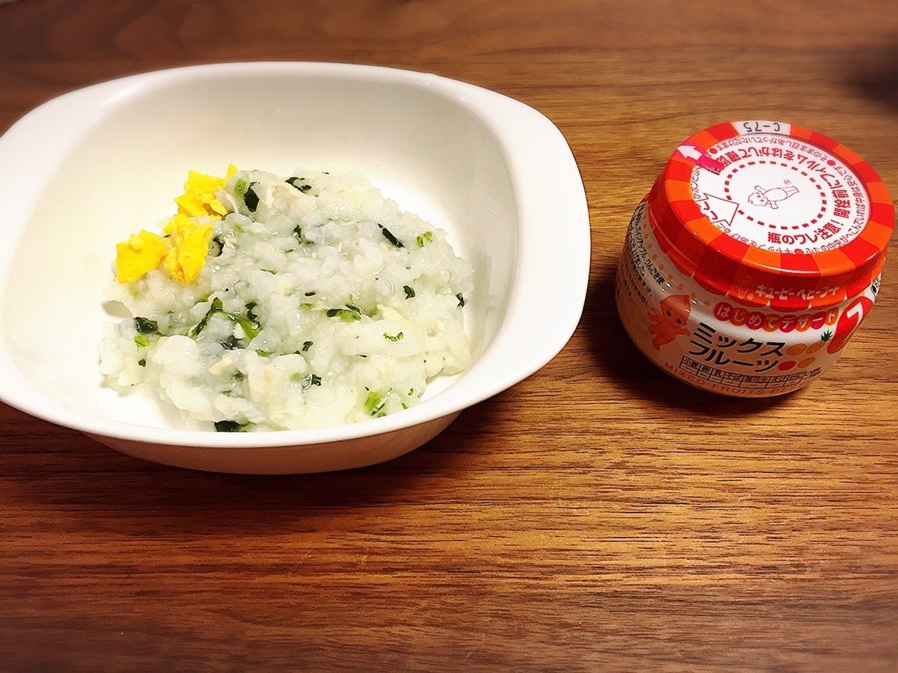 離乳食113日目 よるごはん 鶏ささみとほうれん草粥 卵の黄身 キューピーベビーフード フルーツミックス お熱が出ちゃった息子 食欲が落ちないように今日は特別にデザート付き たまにはベビーフ Mineco Note 離乳食113日目 よるごはん 鶏ささみとほうれん草粥 卵の黄身 キューピーベビーフード フルーツミックス お熱が出ちゃった息子 食欲が落ちないように今日は特別にデザート付き たまにはベビーフ Mineco Note