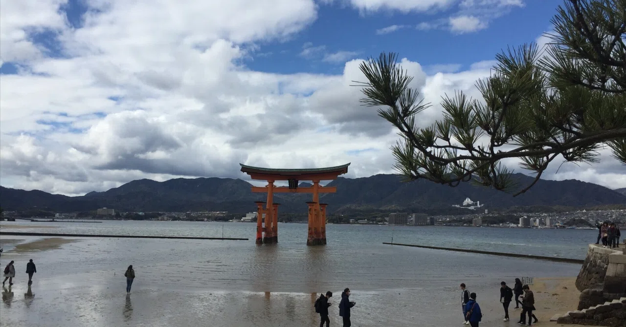 [Bilingual Parenting] Is 'Read the Air!' a Japanese Cultural Trait? The ...