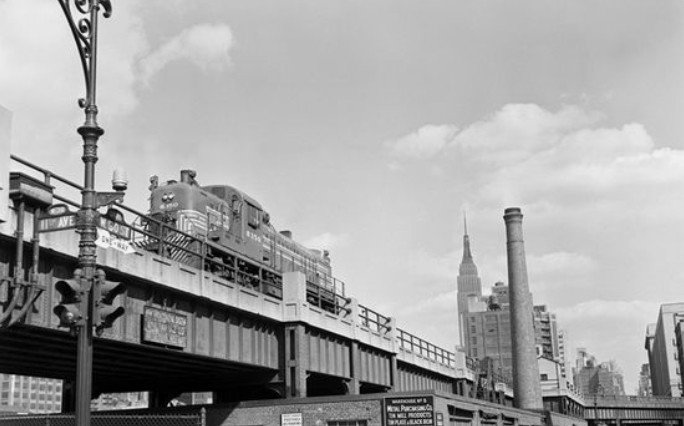 鉄道橋のモノクロ写真　電車　鉄道 さっしいの鉄道風景 昭和46年9-10月