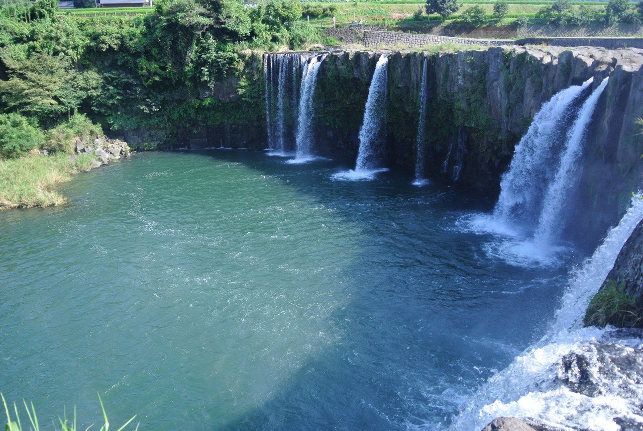 滝から落ちた話 広瀬 ひとり Note 滝から落ちた話 広瀬 ひとり Note