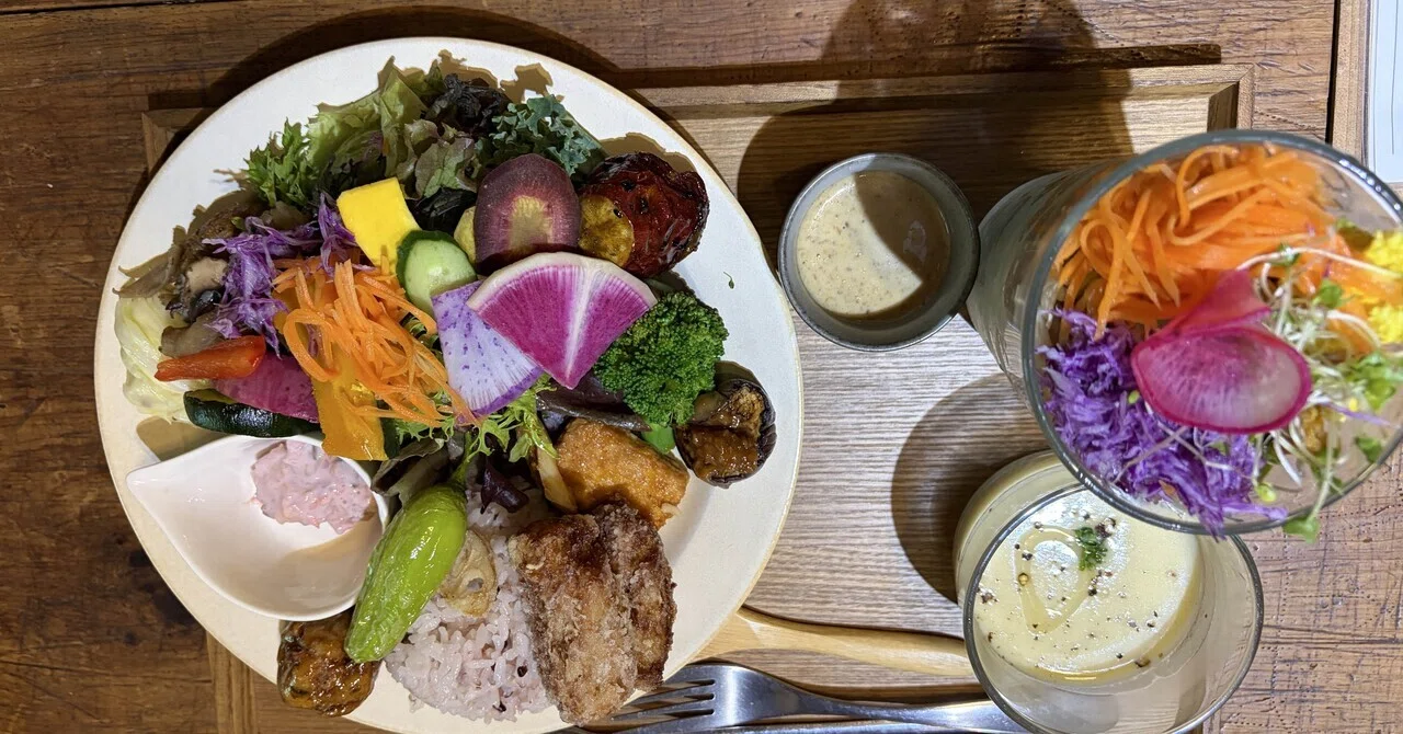 I don't eat meat, but I bite people. Kanoko's graduation from being an ...