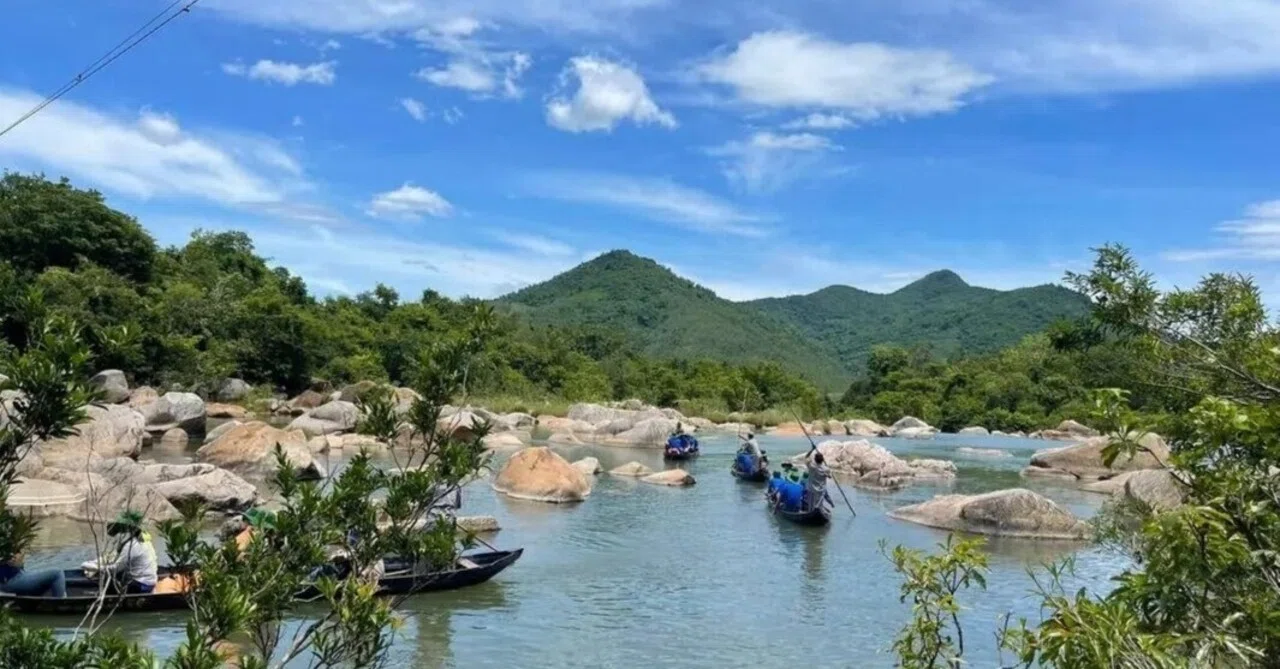[Vietnam/Quy Nhon] Clear streams and historical romance. 