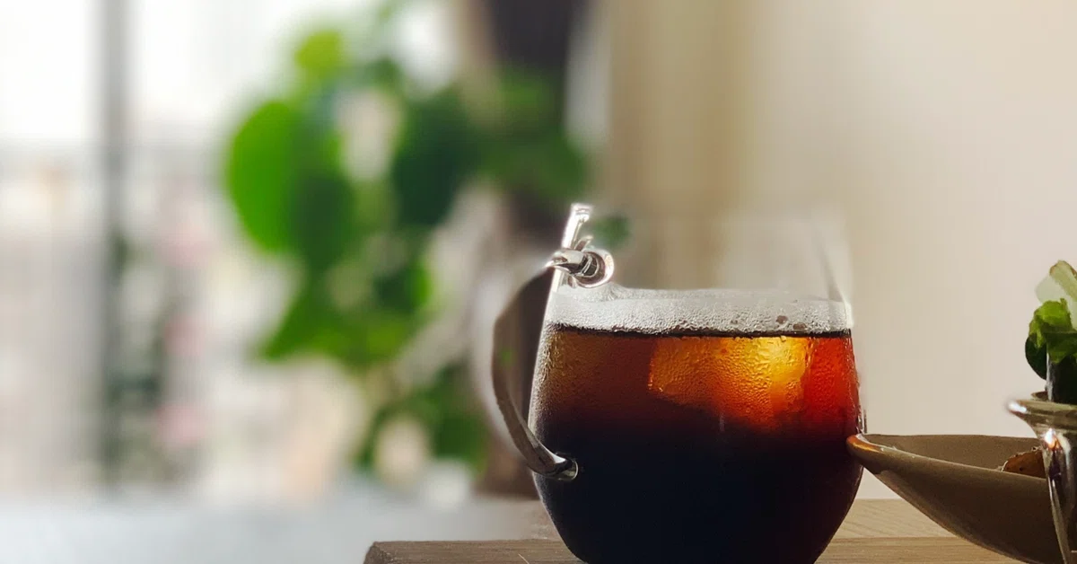 The 'Light, Temperature, and Caffeine' Circadian Rhythm Reset Blueprint ...