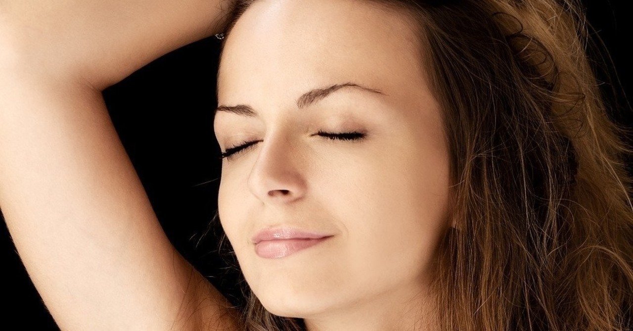 息を吸って吐いて目尻のシワを消す シワナラ とは No Note