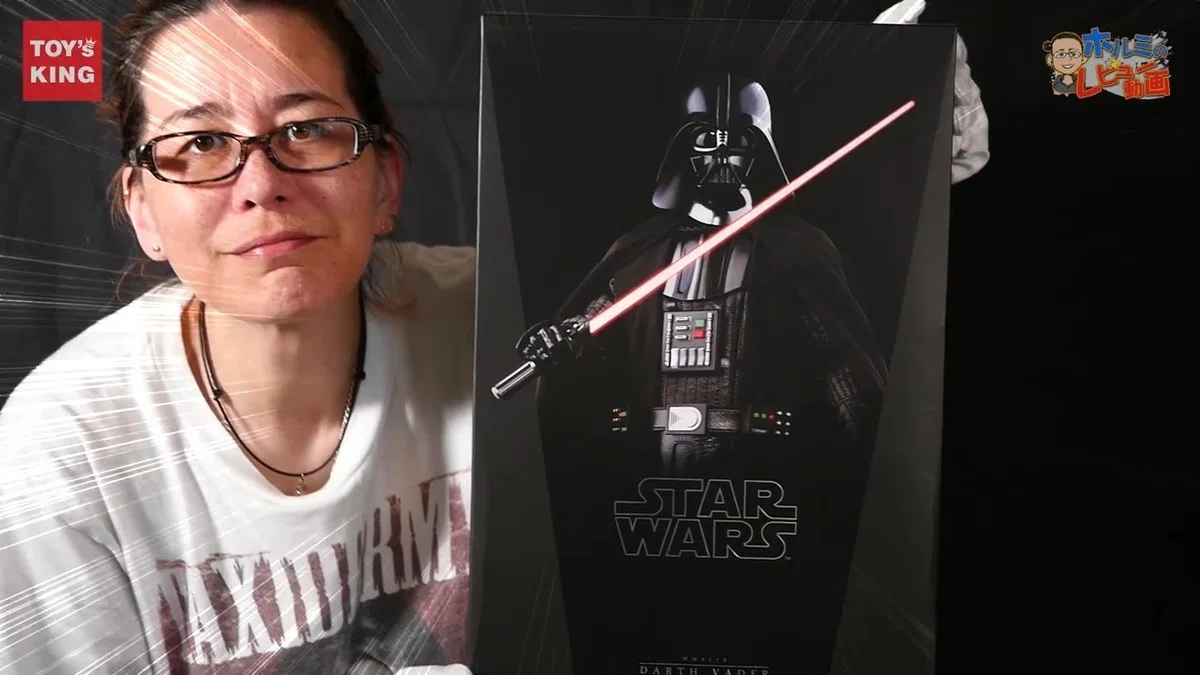 Hot Toys_4 1_6.00_00_36_29.静止画001