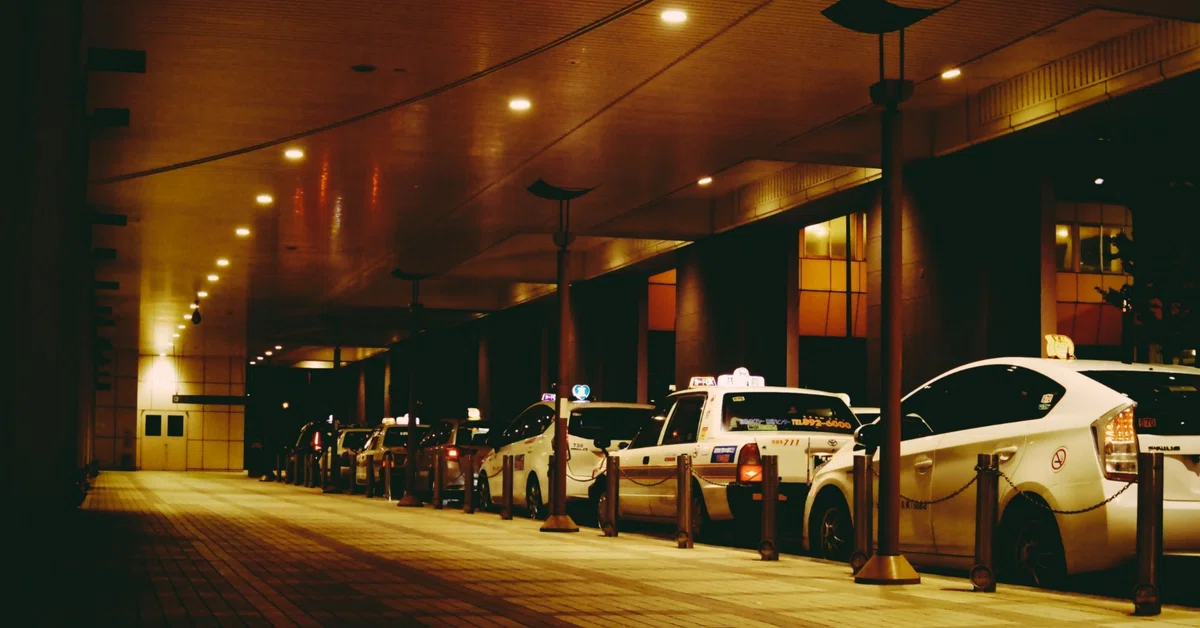 [Labor and Social Security Attorney's Perspective] Taxi and Bus Terms ...