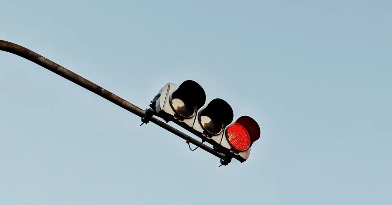 What happens to a company when you drive with the parking brake on?｜人生を ...