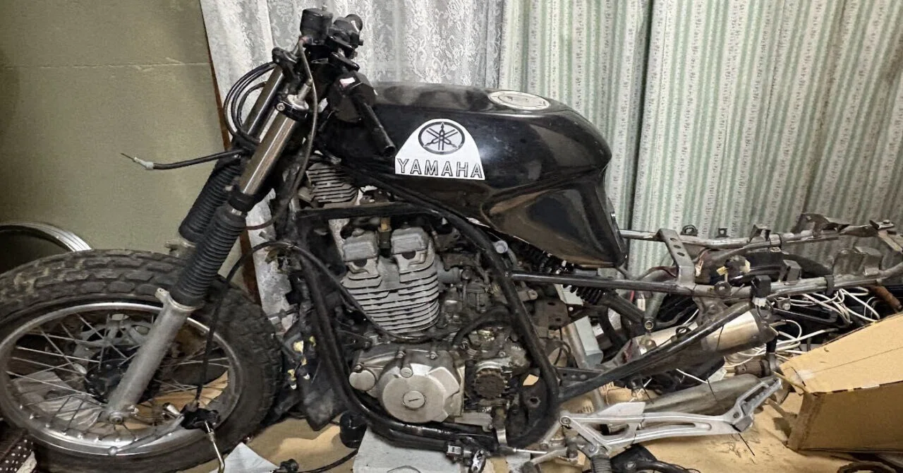 Since I was able to transplant the front end of a TDR-250 onto my SRX ...