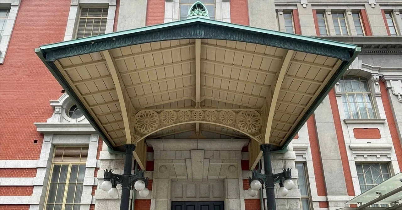 [Architectural Detective] The Enchanting Osaka City Central Public Hall ...