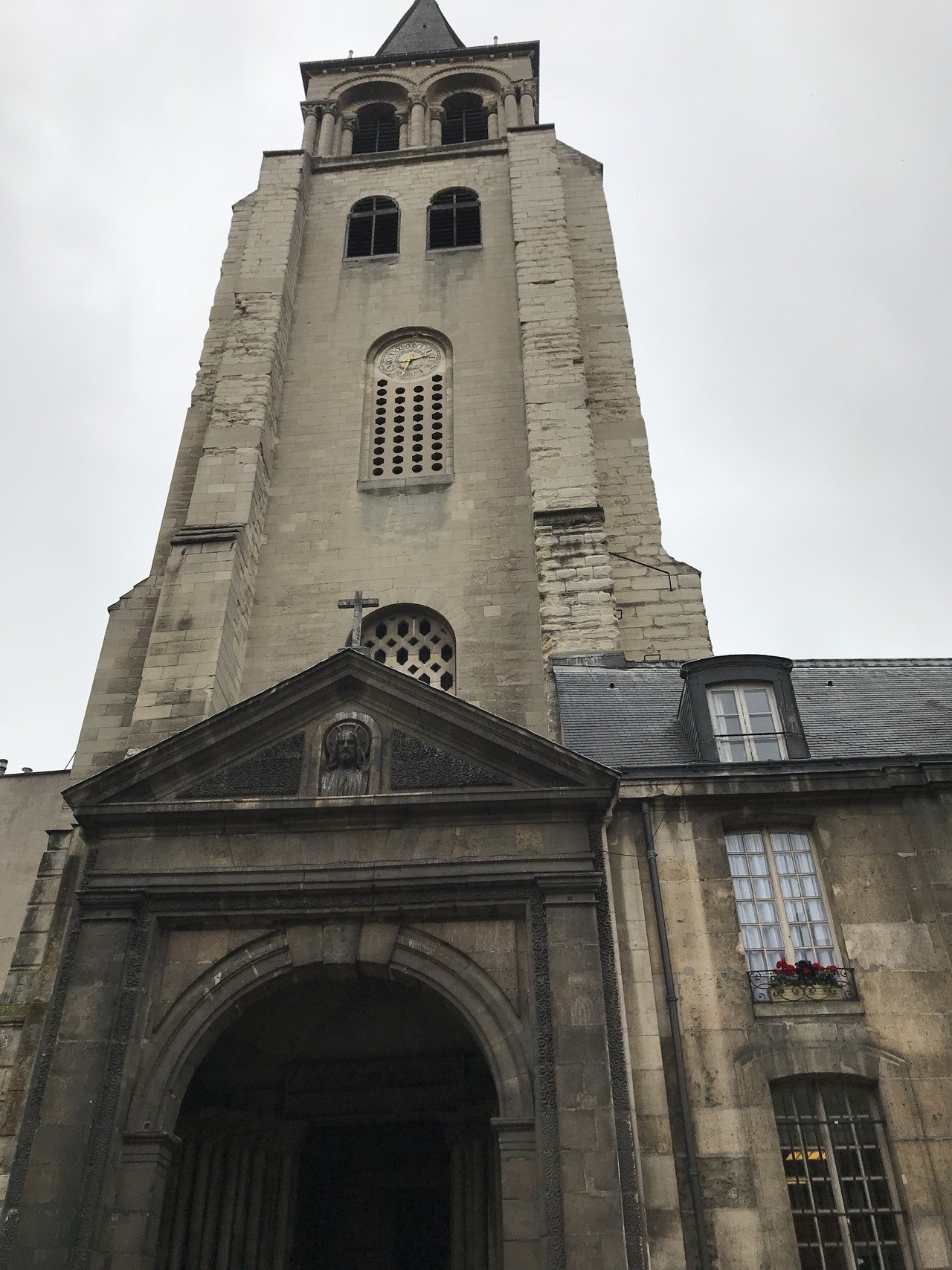 18年6月 知的左岸 サン ジェルマン デ プレ 界隈を歩く パリ6区 7区 村山里美 アラカンdeパリ パリ在住 58歳から単身パリへ 終わりの人生の始め方 Note