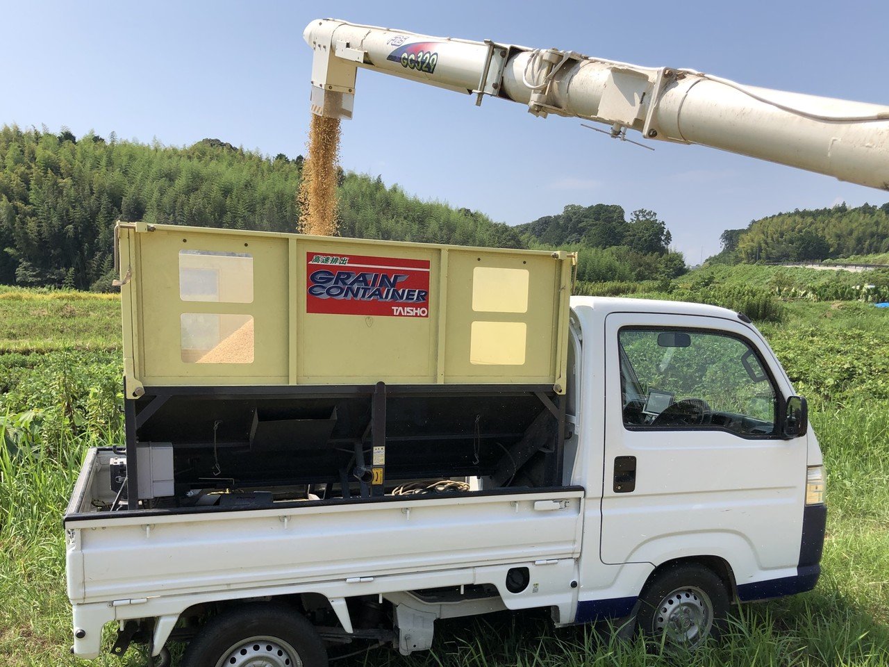 コンバイン運搬車(お話中)