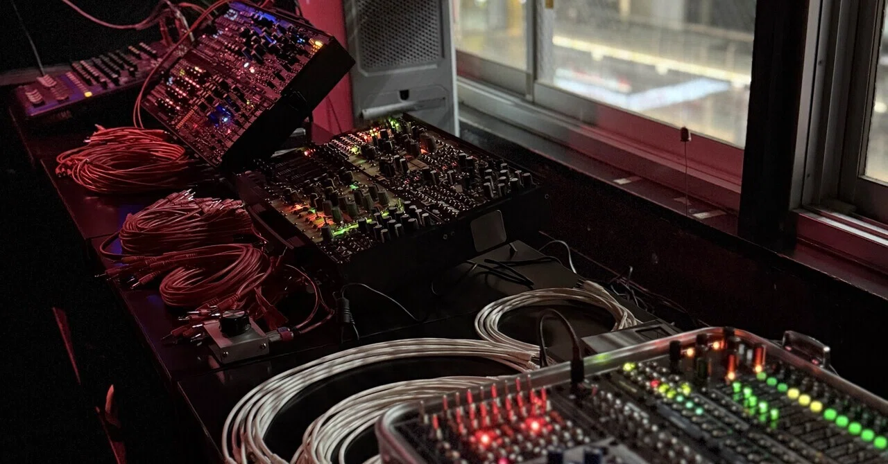 How to approach a modular synth you're touching for the first time｜Z_Hyper
