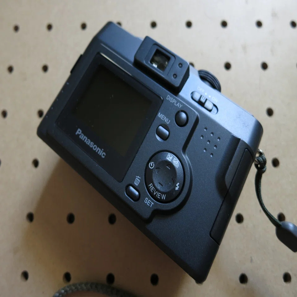 型落ちまくりカメラ買ってみた。 DMC-LC33編｜ニシハラ シンヤ通信