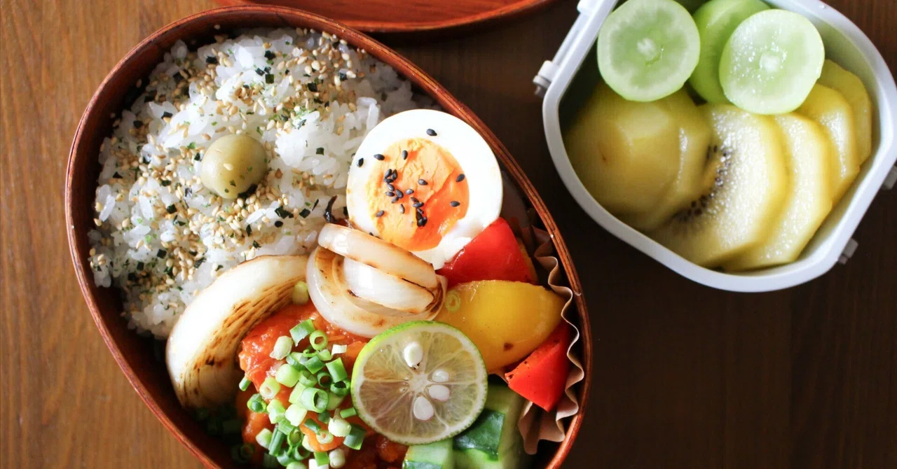 The Second Surprise and October's Cram School Bento｜nana | わたしをつくるごはん ...