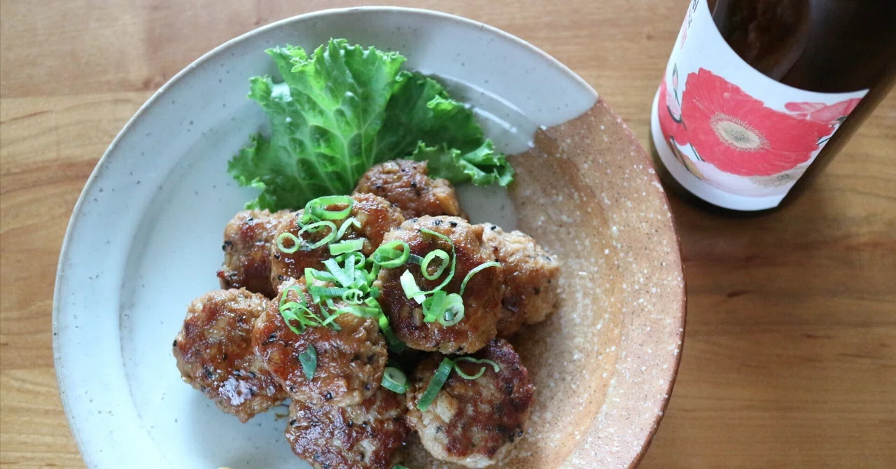 [Sweet and Savory Lotus Root and Pork Tsukune]｜合名会社 大木代吉本店