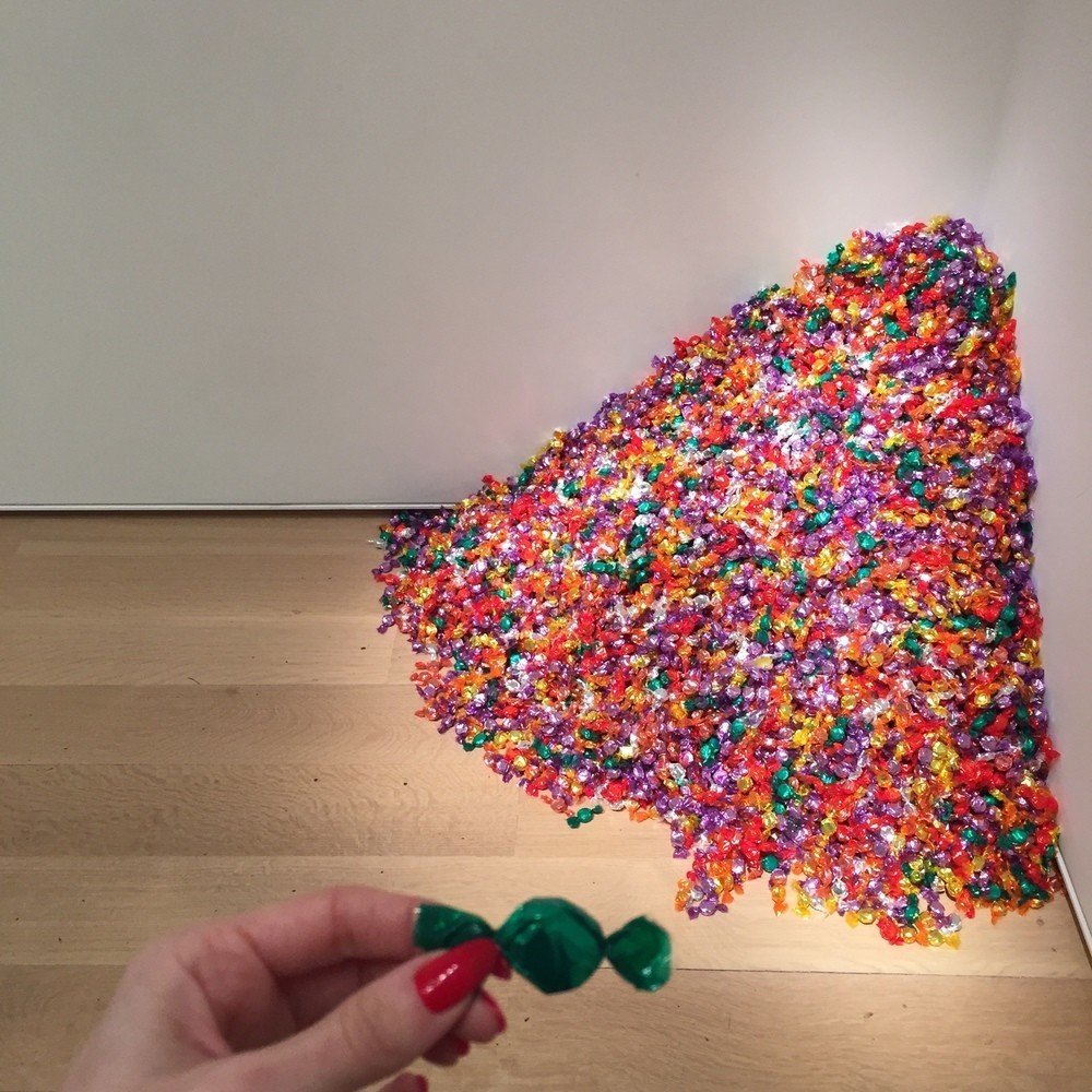 フェリックス・ゴンザレス＝トレスのミニマルアートは実体験だ