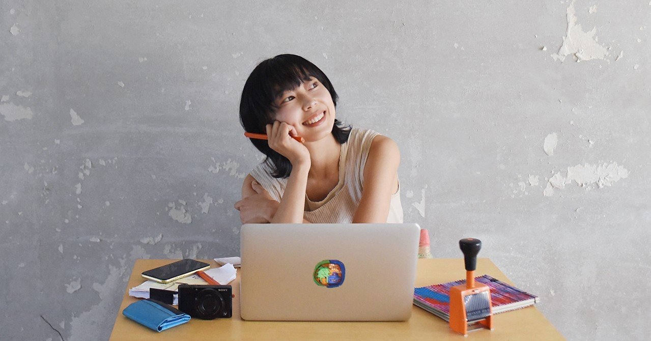 父の前で真っ裸になった話 ユニクロの白t 7日後に死ぬカニ 読む人の心を揺さぶる 島田彩さんの文章の魅力 Noteクリエイターファイル Note編集部 Note