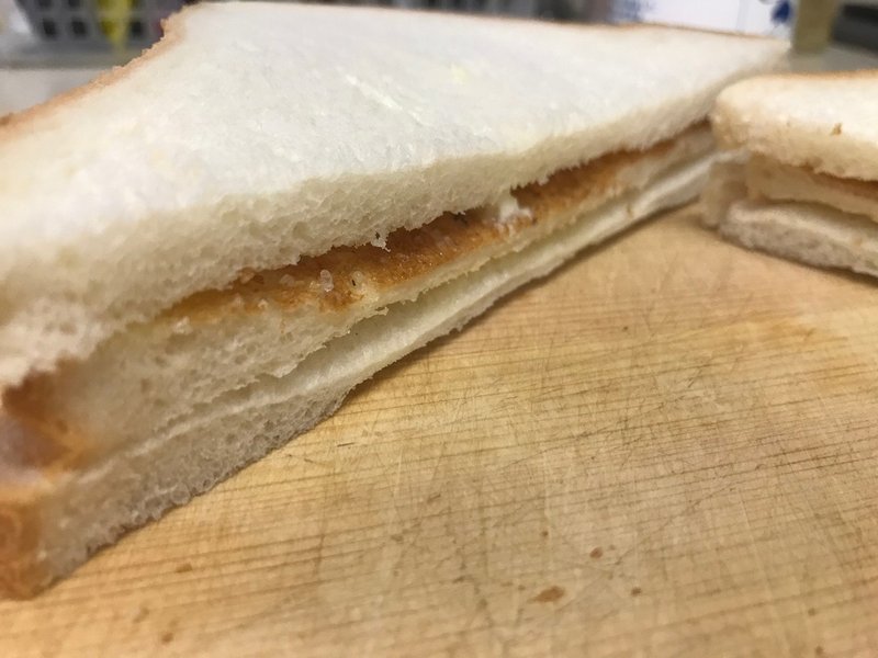 イギリス人の知恵と狂気 トースト サンドイッチを作って食べる おいしいエッセイ 三戸満平 Note