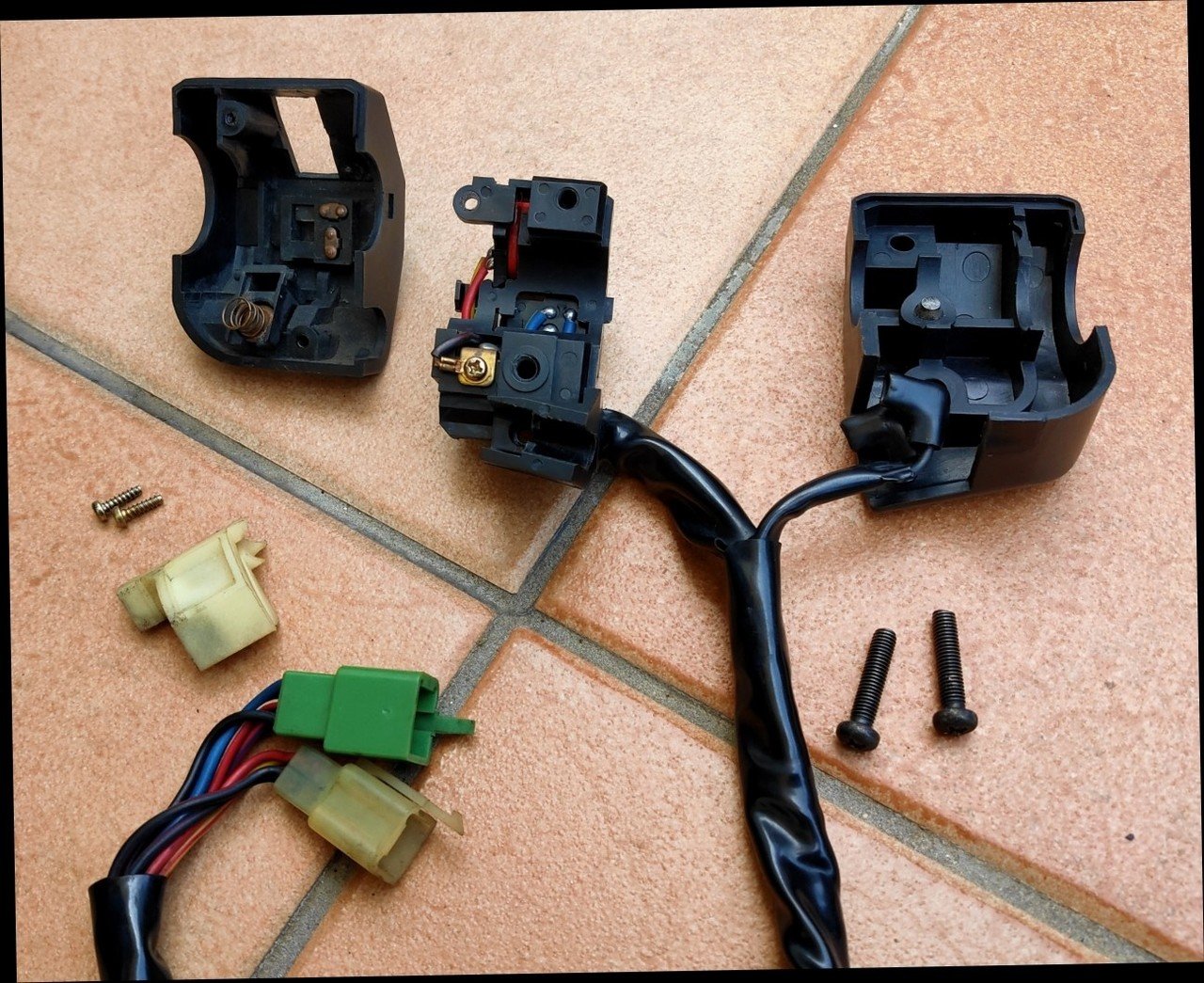 Vol 09 セルスイッチ不作動トラブルシュート Hossy Note