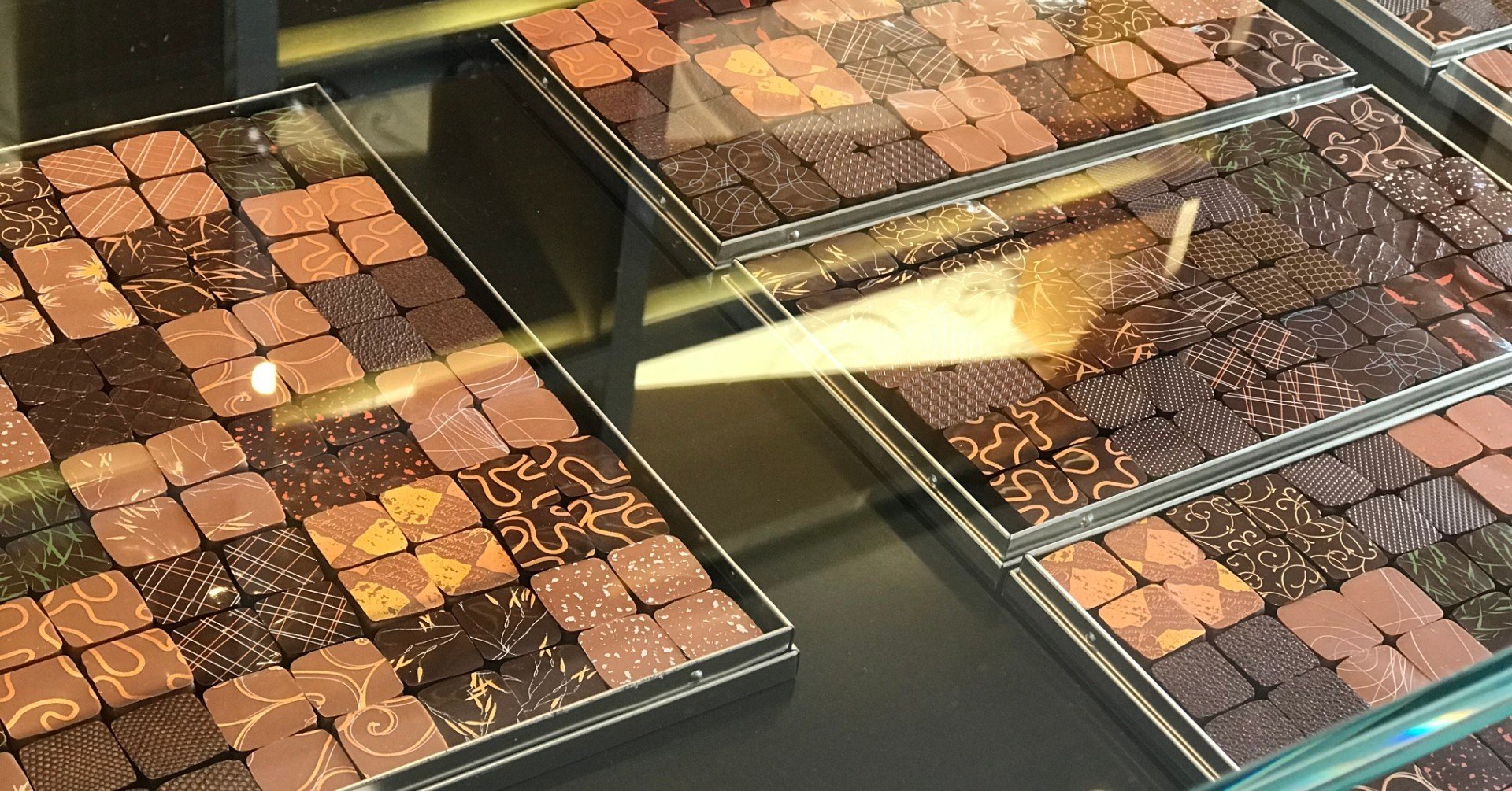 パリのショコラティエ Jacques Genin ジャック ジュナン パリ3区 ショコラトリー 村山里美 アラカンdeパリ パリ在住 58歳から単身パリへ 終わりの人生の始め方 Note パリのショコラティエ Jacques Genin ジャック ジュナン パリ3区 ショコラトリー 村山里美 アラカンdeパリ パリ在住 58歳から単身パリへ 終わりの人生の始め方 Note