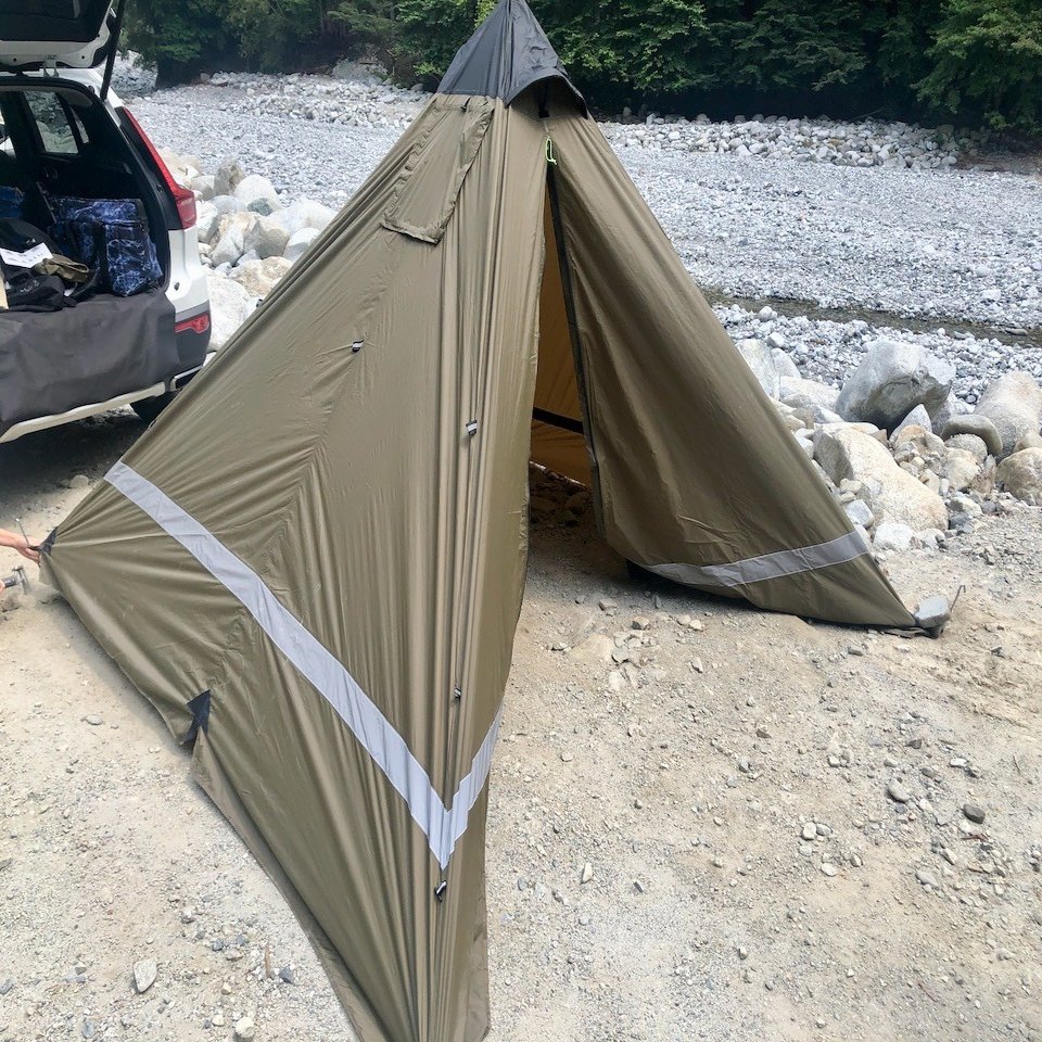 煙突穴アリ！薪ストーブ利用可能な小型軽量ワンポールテント「YOKA