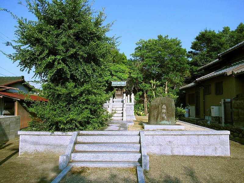 3高台寺町　雨神社