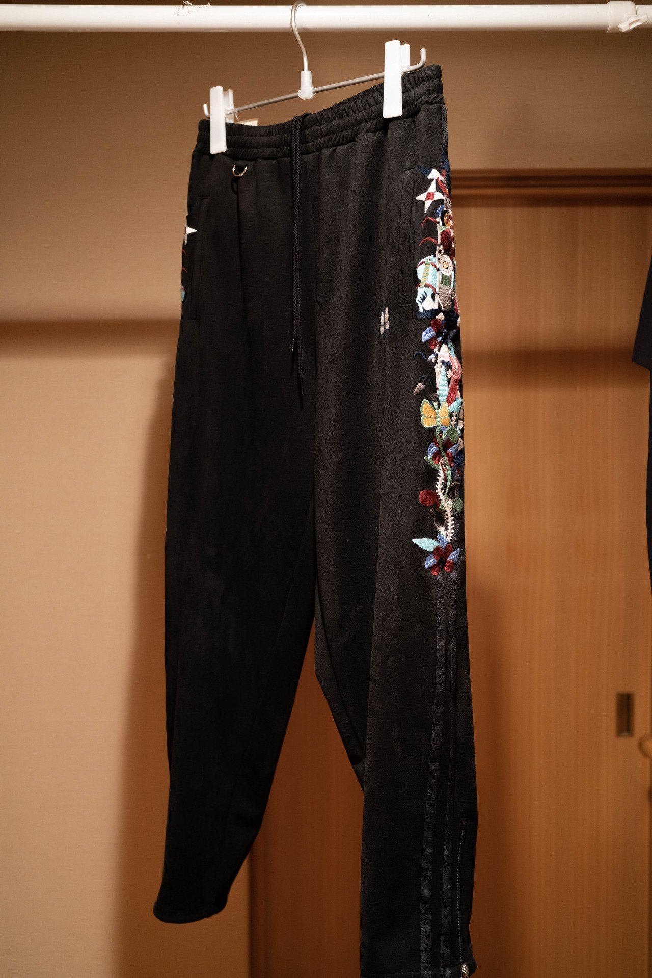 02 doublet カオス刺繍 TRACK PANTS｜@shin.t.a