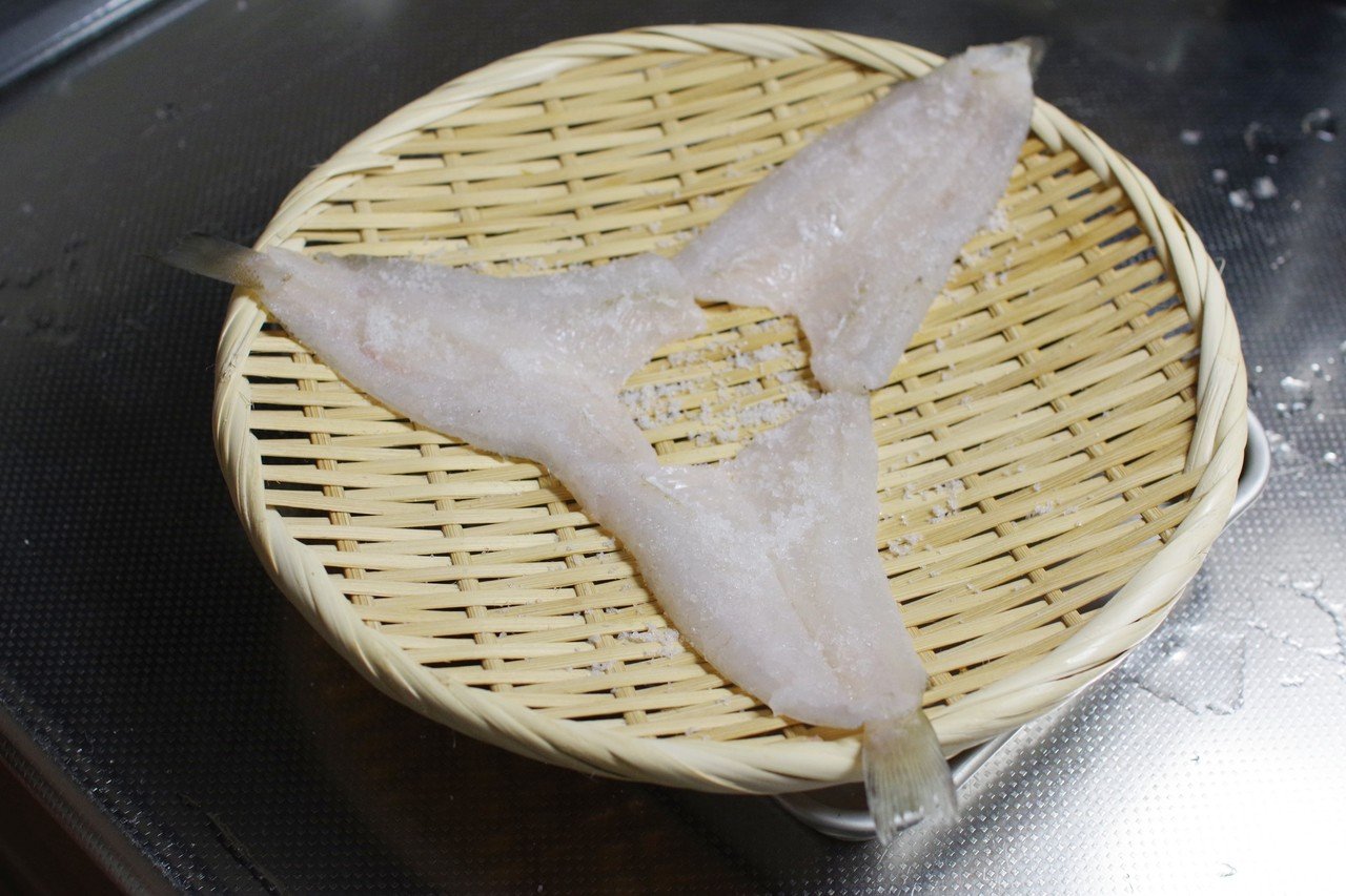 小型の魚でも威力を発揮 低温調理で作る鱚 キス の魅力 すしログ 大谷悠也 Note 小型の魚でも威力を発揮 低温調理で作る鱚 キス の魅力 すしログ 大谷悠也 Note