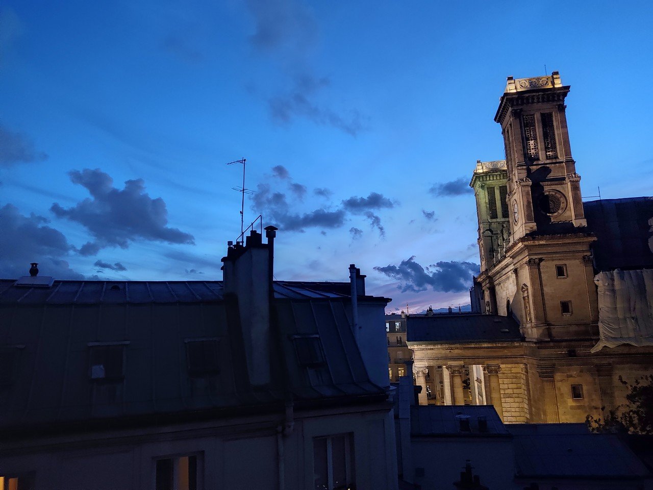 こよいは夜景モードがきれいでしたので パリ屋根裏通信 Note