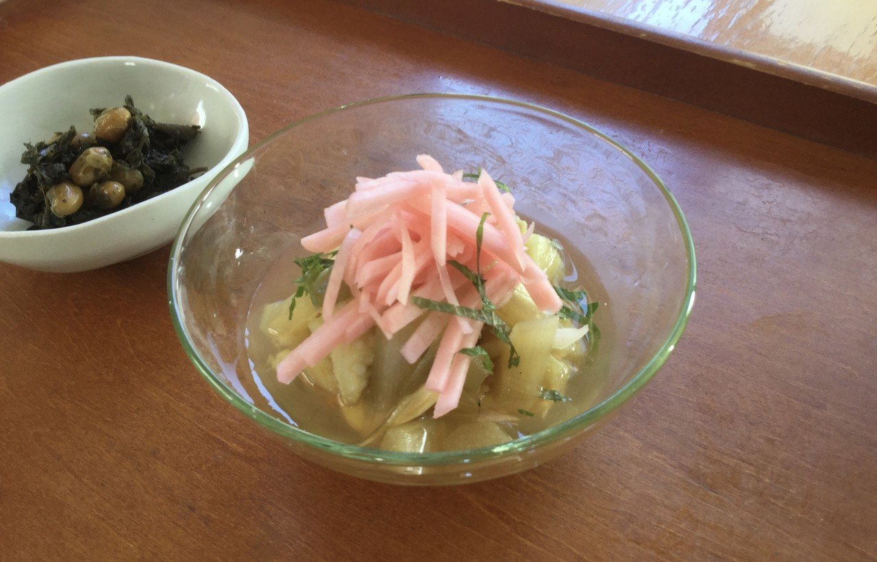 菜園料理の記録 9 青い里芋の茎は食用になるのか なな艸 Note