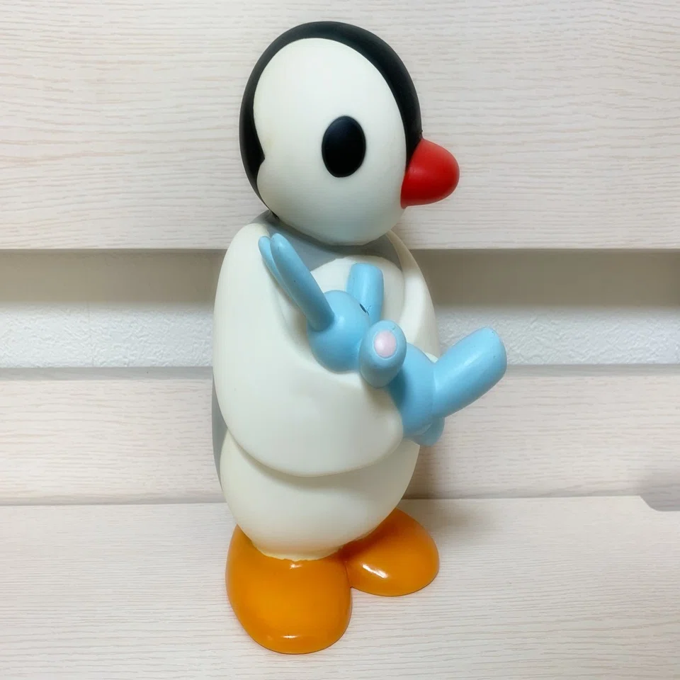 raikoピングーグッズコレクション1】ピンガのソフビ貯金箱｜raiko