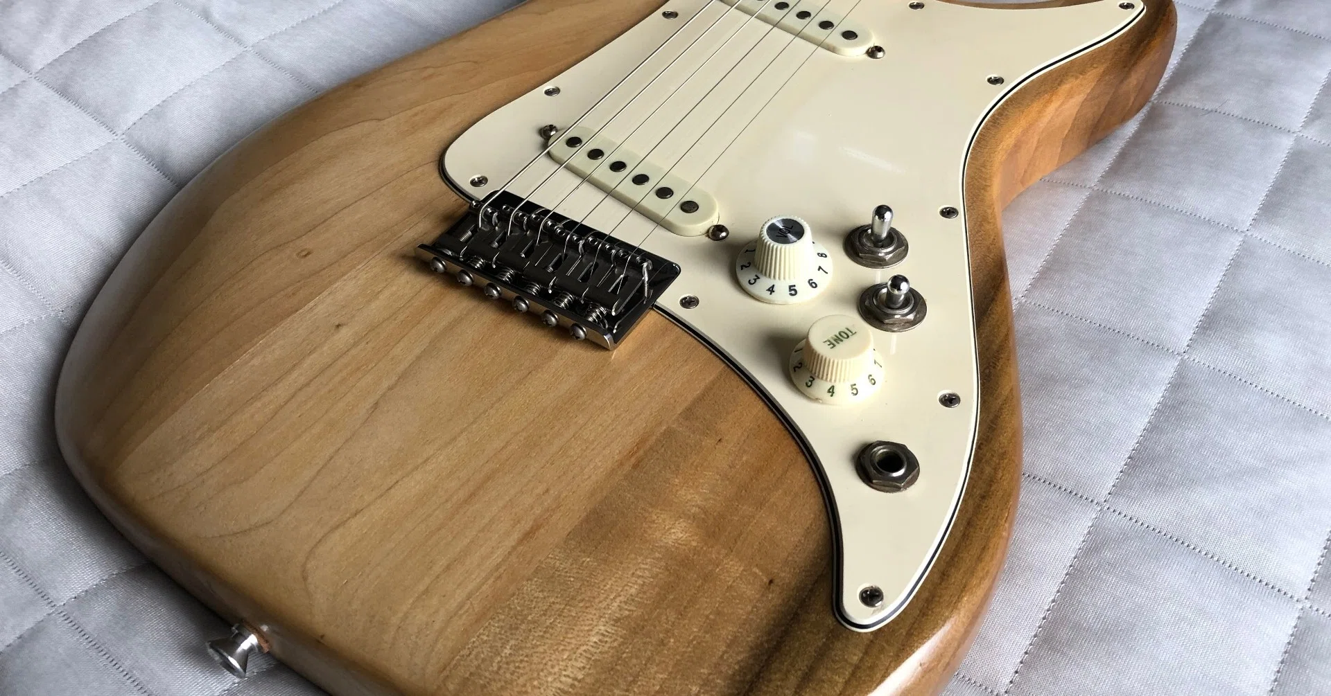Fender LEAD2のJeff Beck Franken Stratocaster化 #コスプレ｜田村六蔵