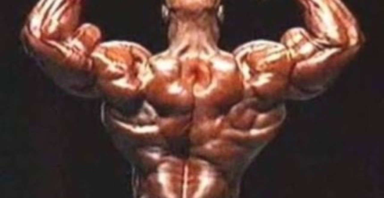 背中トレと思ったらまさかの事態に 地上最強になる予定の男 Note