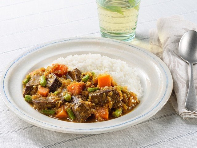 本気のカレー 6種類だけで学べるスパイスブレンド基本の方程式 エスビー食品 本気のカレー 6種類だけで学べるスパイスブレンド基本の方程式 エスビー食品